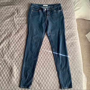 Altar’d State Mid-Rise Skinny Dark Denim, size 28